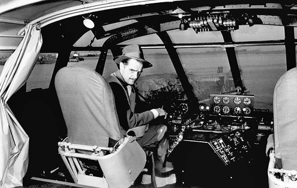 You are currently viewing 12 Interesting Facts, About Howard Hughes