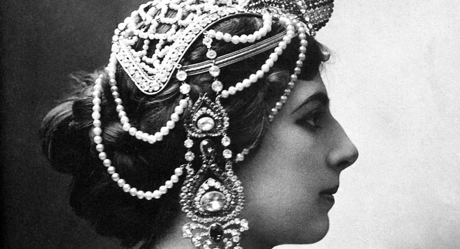 You are currently viewing Who Was Mata Hari And Why Was She Shot Dead?
