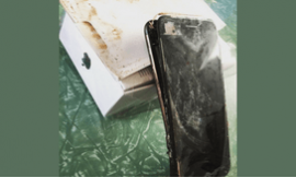 iPhone 7 catches fire inside the box, device completely burnt