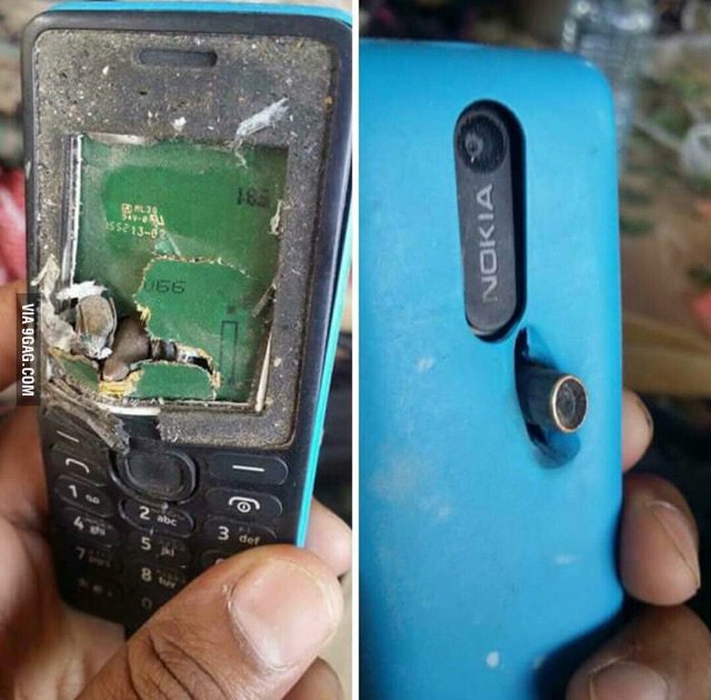 You are currently viewing Nokia Phone Saves Man’s Life by taking Bullet