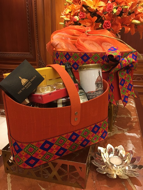 You are currently viewing Bespoke Gift Hampers from THE TAJ-Discover the joy of gifting this Diwali