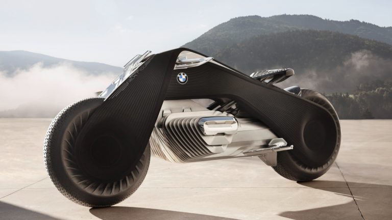 Read more about the article BMW unveils super-safe motorcycle that can’t fall over
