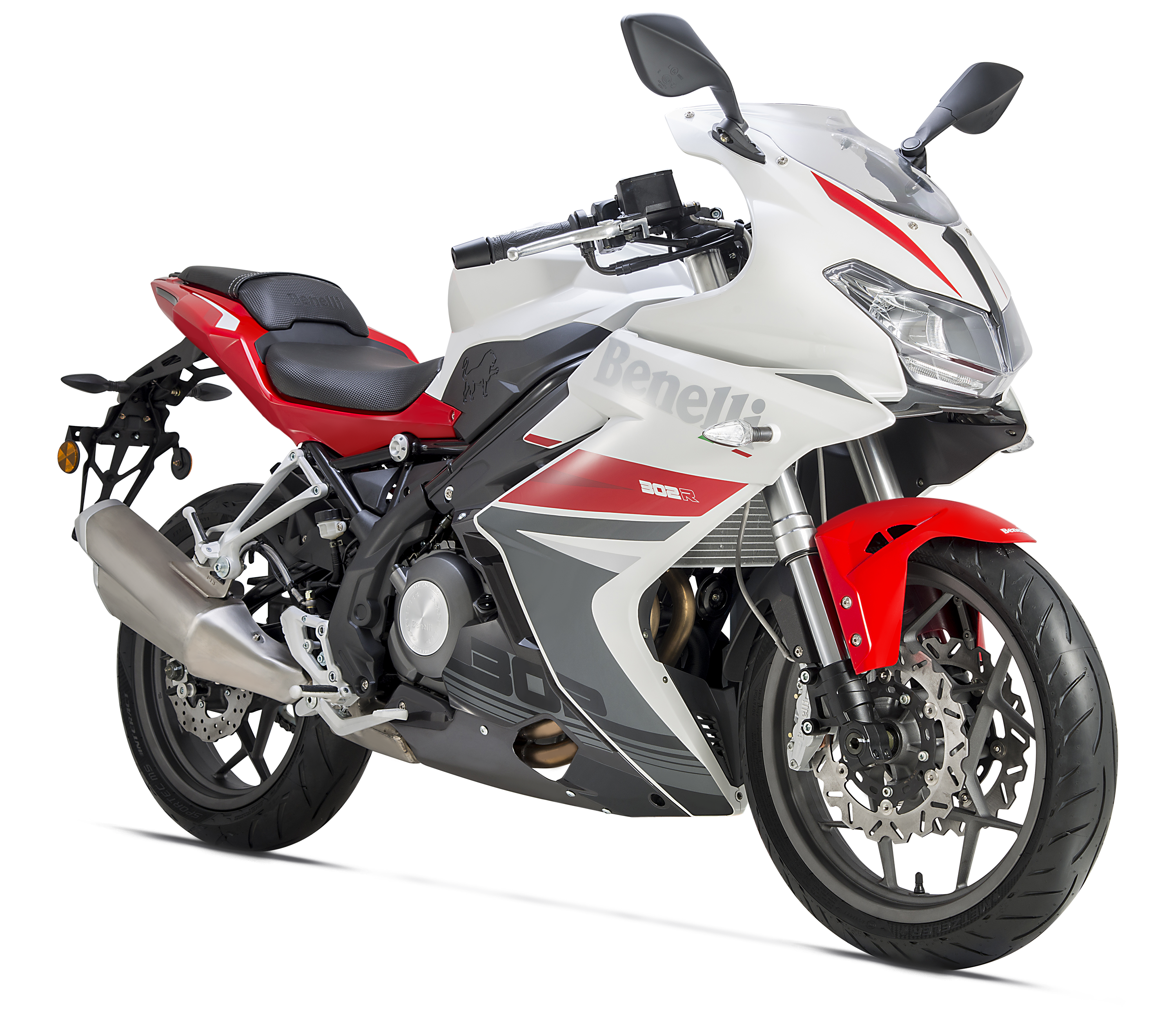 You are currently viewing Indian superbike enthusiasts revel as DSK Benelli launches the 302R
