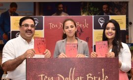 17-year-old  Sanya Runwal launches her debut book “Ten dollar bride” in the presence of Smt Amruta Fadnavis at Crossword Bookstores