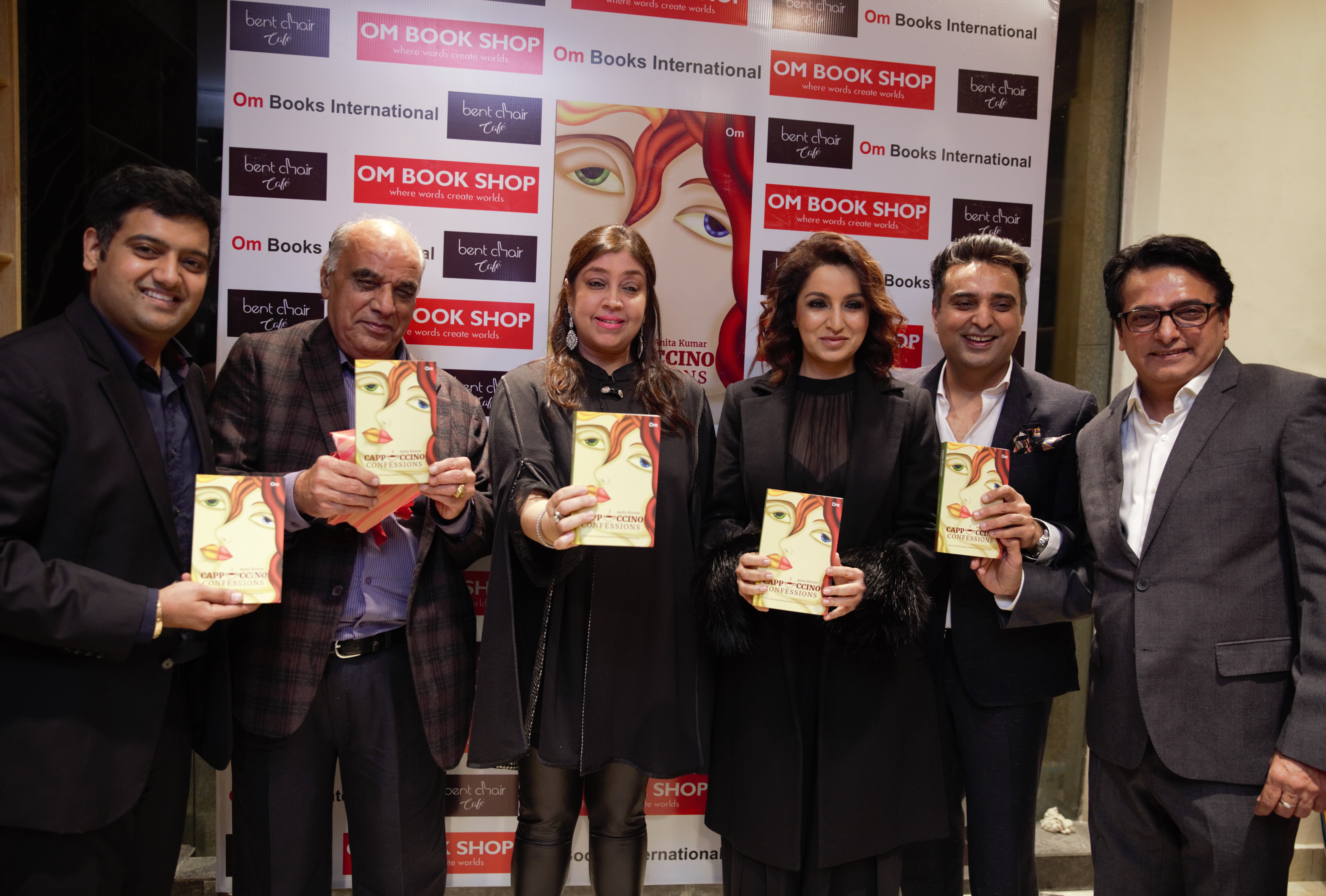 Read more about the article Tisca Chopra & Shakun Batra Launched Delhi’s Biggest Om Book Shop & Bent Chair Café at DLF Place,Saket
