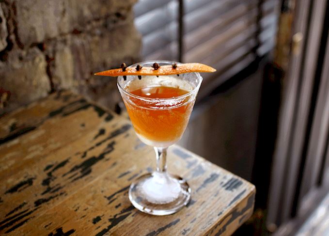 Read more about the article Whisky Cocktail Recipes to Woo Your  Date this Valentine’s Day