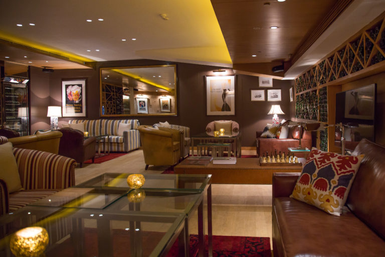 Read more about the article Enjoy Live Jazz,Wine and good food at this exclusive Lounge in South Delhi