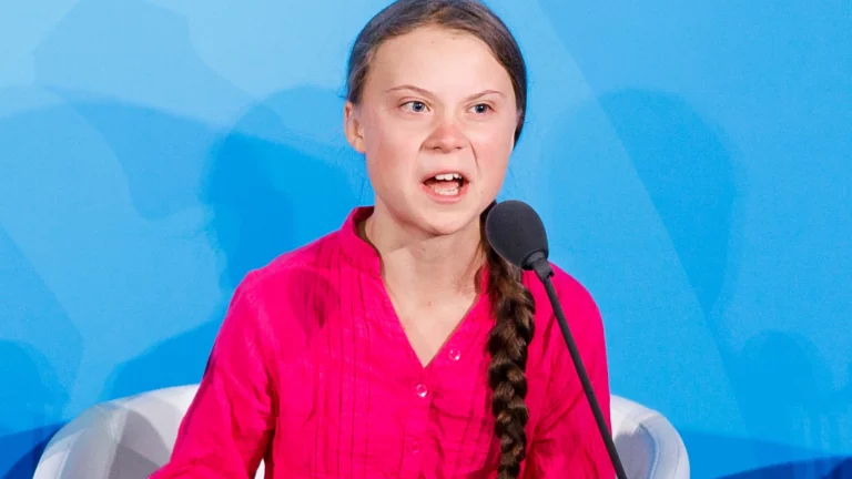 Read more about the article Fake Environmentalist Greta Thunberg deletes 2018 tweet saying world will end in 2023 after world does not end