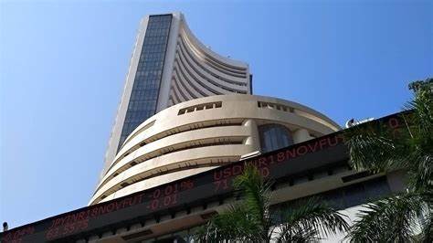 You are currently viewing Sensex Hits All-Time High: A Milestone in Indian Markets